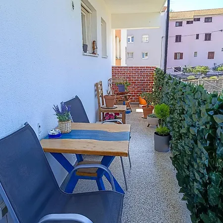 Διαμέρισμα Retro Σπλιτ